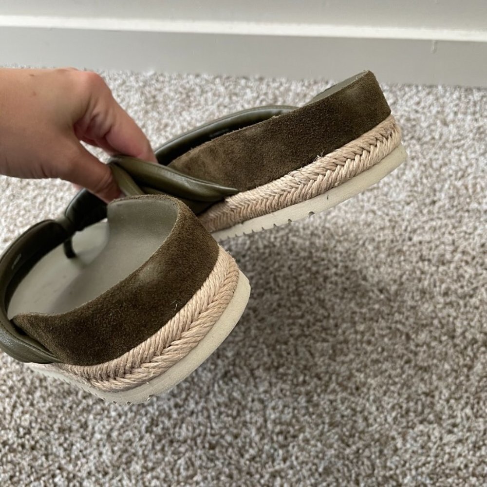 VINCE | New Forest Green Espadrille Platform Leather Flip Flop - Picture 5 of 11